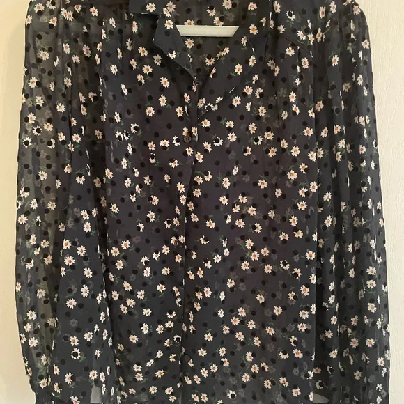 TopShop polka dot floral button up - Picture 5 of 6